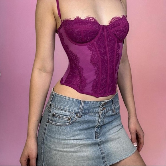 Urban Outfitters corset top - Picture 7 of 7